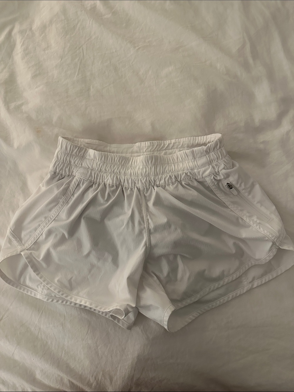 Lululemon Women's White Athletic Running Shorts with Lining - size 6
